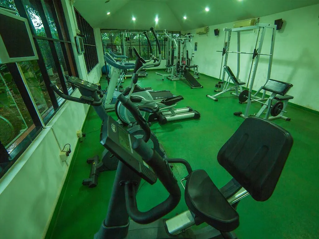 Saj Earth Resort & Convention Center , Kochi Nedumbassery 5*,
