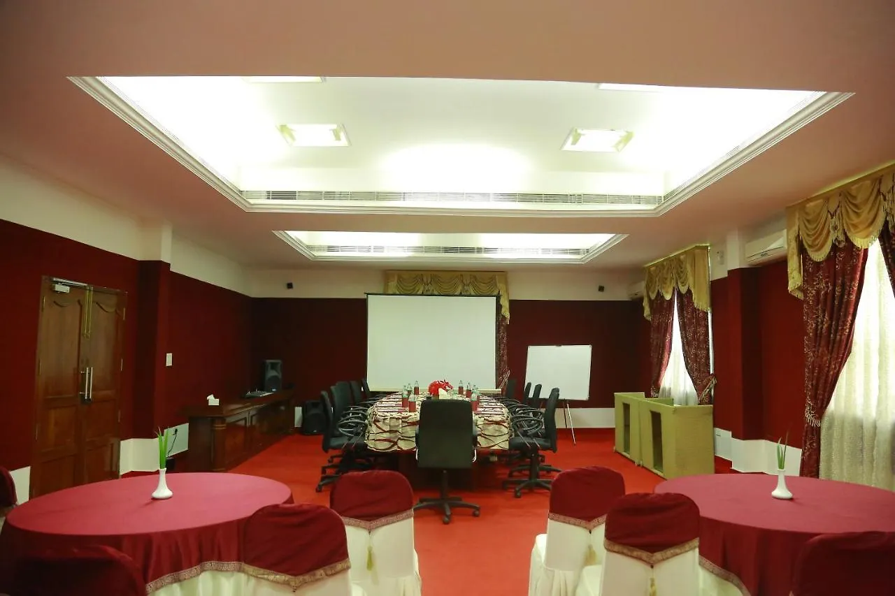 *****  Saj Earth Resort & Convention Center , Kochi Nedumbassery India